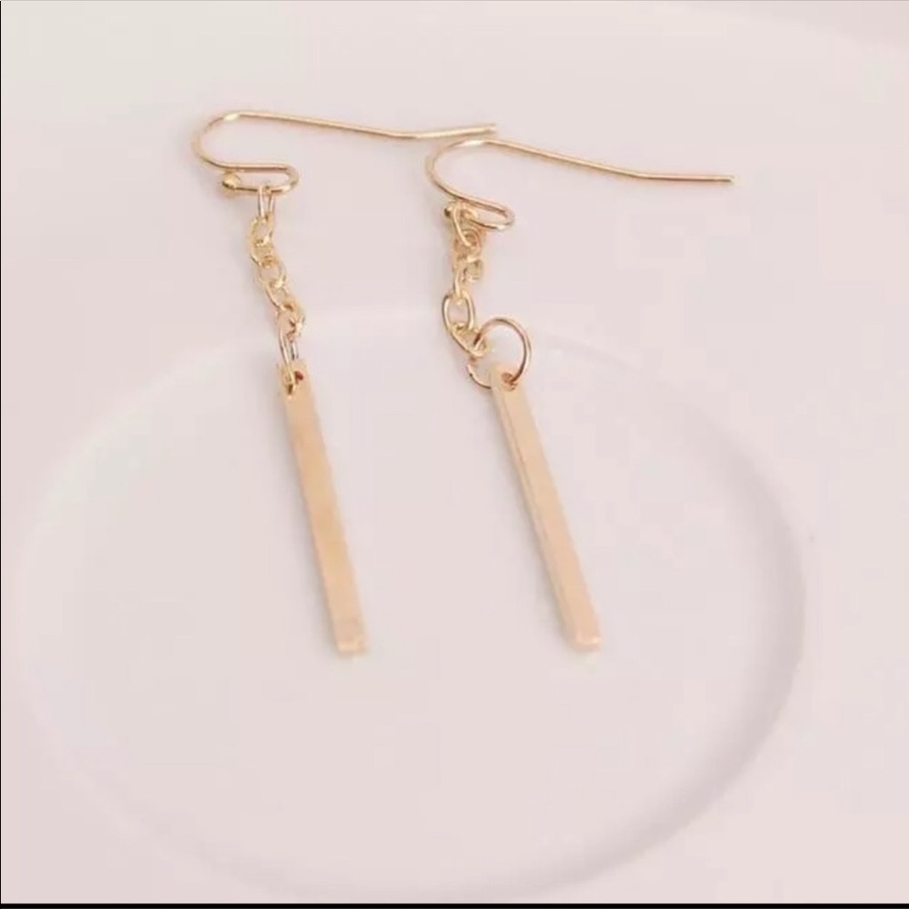 1 left! Vertical Drop Earrings - Picture 3 of 5